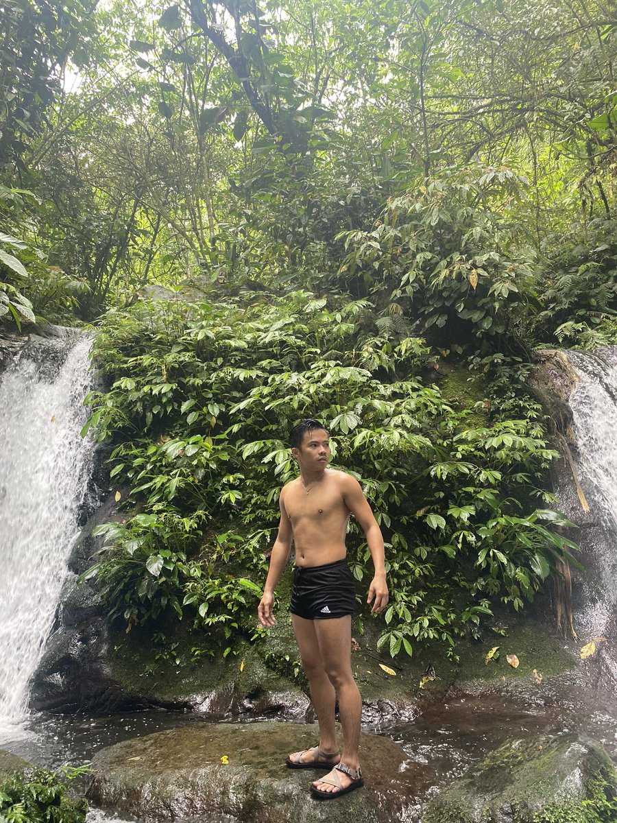 Ricky37395170's tweet photo. Tara sa nature 💦🍃 https://t.co/Av0r2Vks8W