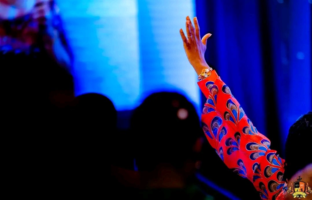 tcnabuja's tweet photo. Hebrews 12:28 - "Therefore, let us be grateful for receiving a kingdom that cannot be shaken, and thus let us offer to God acceptable worship, with reverence and awe."

"Worship is a posture!" ~ Pastor @osy_ibeneme ~

#tcnation #tcnabuja #worship #liftedhands https://t.co/J9q7TGg2JW