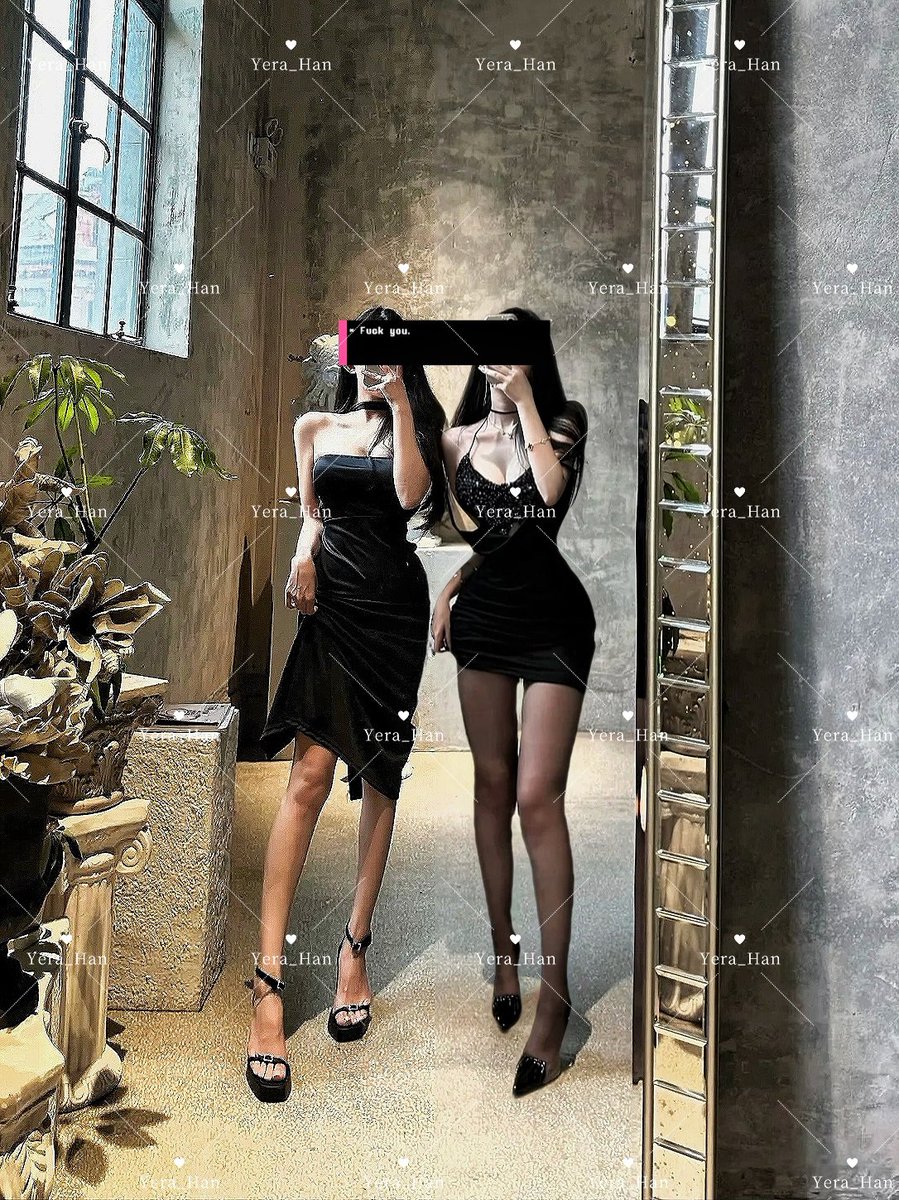 다들 오랜만~
여기저기 놀러다니느라 바빴어 ㅎ

요즘 몸매는 한창 물 오른 느낌인데~
남친이랑 사랑을 너무 많이 나눴나 ㅎ👅

여기 반응 남긴애들 디엠 알림켜두고 기다려
내가 뭘 보내줄지는 기대하구~