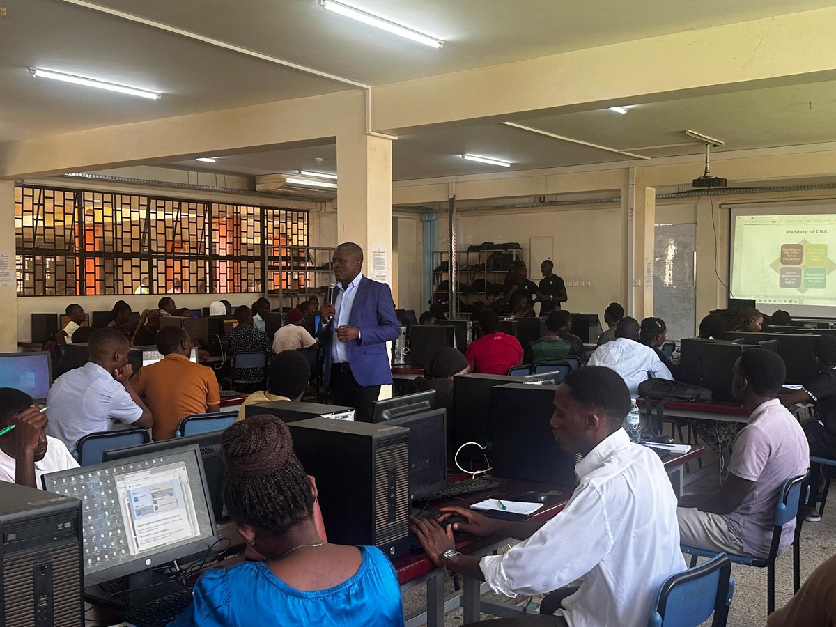 mubs_TaxSociety's tweet photo. Day one of the Voluntary Income Tax Assistant (VITA) training @OfficialMubs
#Nurturingataxalertgeneration https://t.co/l7htJncsHW