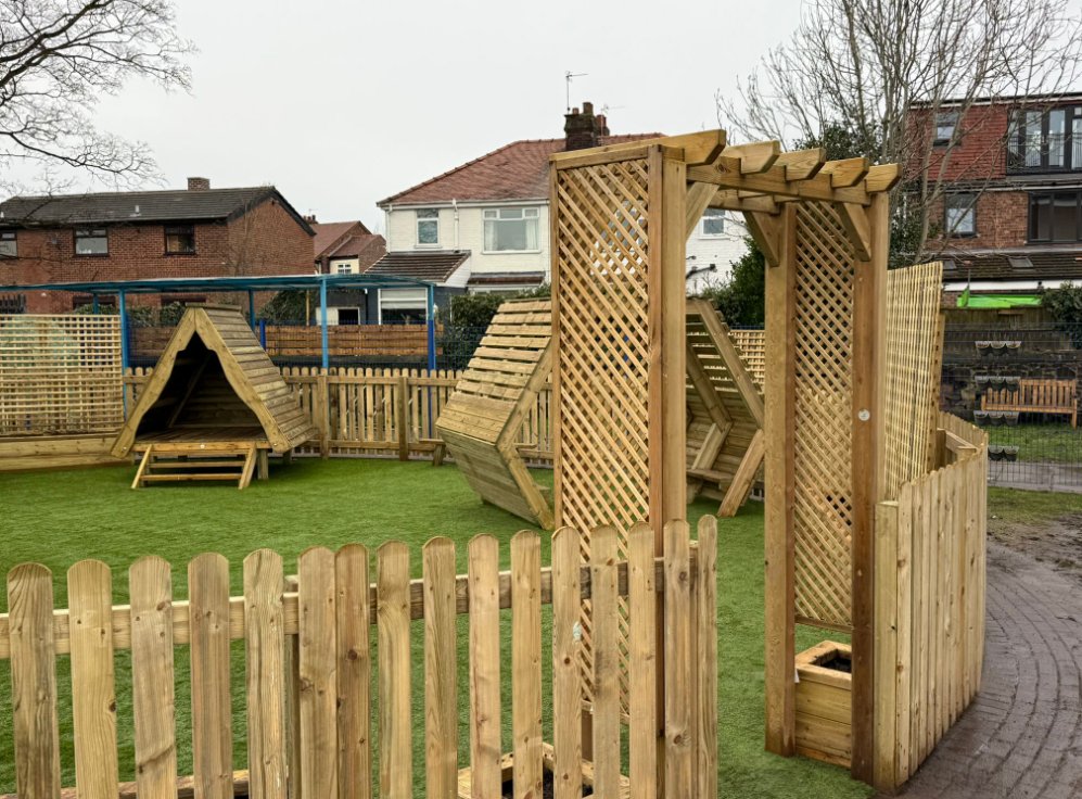 Shona Holly tweet media