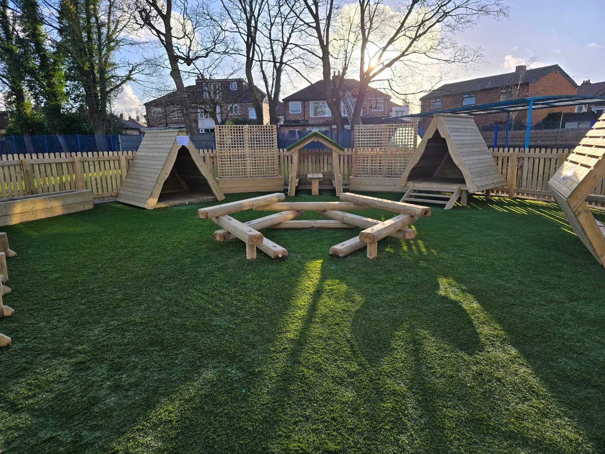 Shona Holly tweet media