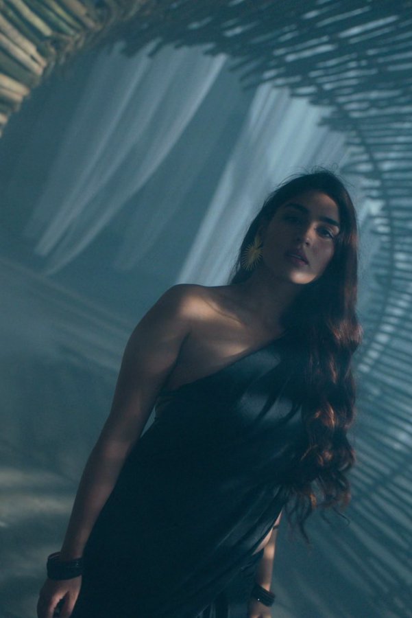 GokCMZ3WEAAU3F2?format=jpg&name=900x900