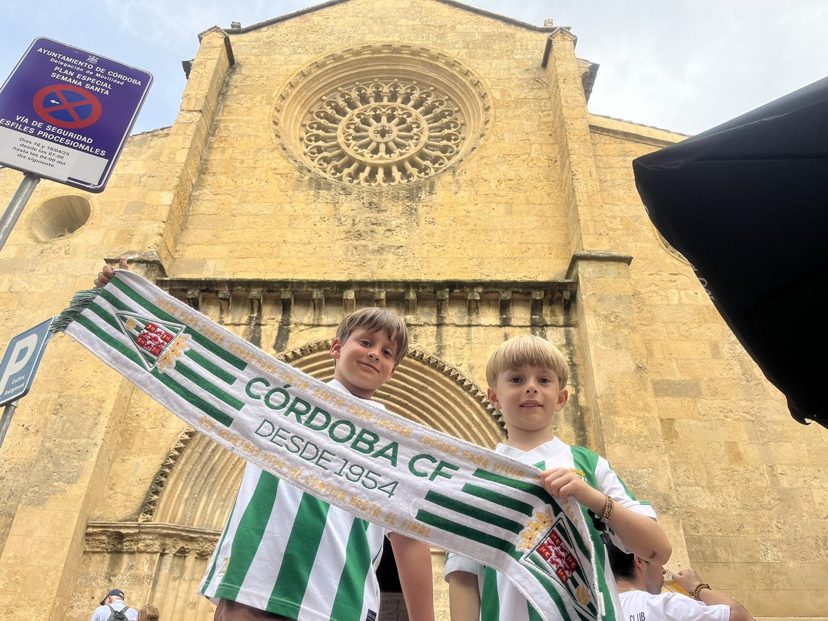 CordobaCF_ofi's tweet photo. 𝔼𝕟𝕥𝕣𝕖𝕟𝕒𝕞𝕚𝕖𝕟𝕥𝕠 𝕒 𝕡𝕦𝕖𝕣𝕥𝕒 𝕒𝕓𝕚𝕖𝕣𝕥𝕒 🙌

➡️ Ven a apoyar al #CórdobaCF el próximo #ViernesSanto al estadio 🏟️ 

➡️ Entrada por la PUERTA B de Preferencia desde las 10:15 horas. https://t.co/KOSaTkUdDC