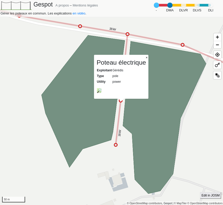 Et grâce aux données ouvertes et à la contribution de la multitude, il est possible de positionner + finement les réseaux aériens par rapport à la végétation.

gespot.fr/#16.55/46.4568…

Ce n'est pas exempt d'erreurs ou de manques. Contribuez en ligne : learnosm.org/fr/