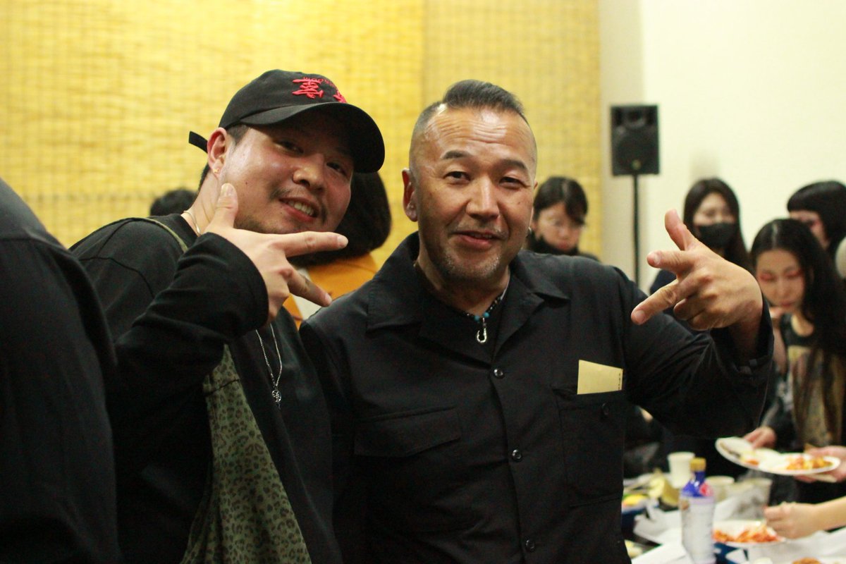 公演で結ばれた絆🪢🥰

 私と一緒に写真を撮ってくださった皆さん、ありがとうございます 🙇🏻

次にも一緒にお会いできる場が必ずあることを願います

(写真は同意を得てアップします!!🙇🏻☺