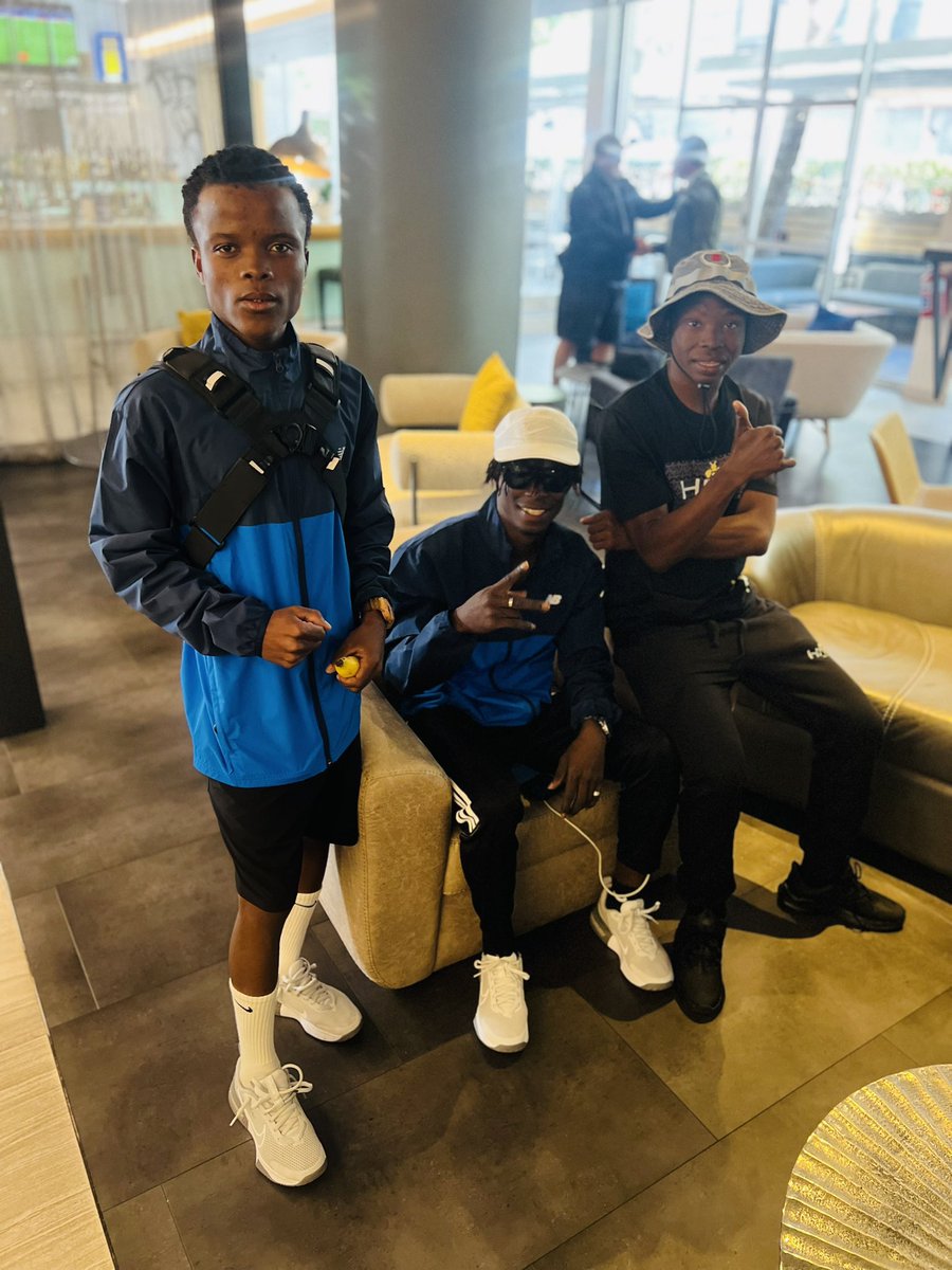 Boys looking fresh, Activity day, first stop Roben Island