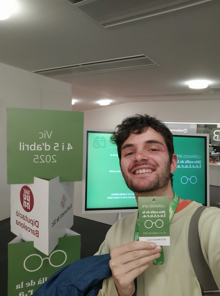 bmanresaab's tweet image. El Marçal 😍 va assistir a les primeres jornades de la Biblioteca Pilarín Bayés de Vic #jornadesbpb sobre la #comprensiólectora 👏🙌📚 Va ser un punt de trobada per a docents, bibliotecaris i altres professionals del món dels llibres 🫶🏼✨🤗

#bibliotequesxbm #bibliotequescat