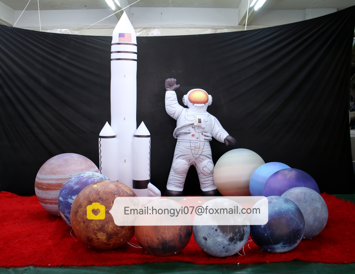 Kristalyn_Wu's tweet photo. Giant inflatable astronaut with planetsπ
Email:hongyi07@foxmail.com
#inflatableplanets #inflatableastronaut #planetballoon #inflatablespaceman #inflatablemoon #lightballoon https://t.co/VCbbd6vLIj