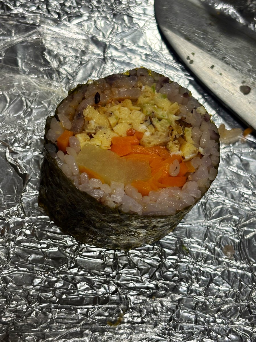 오곡밥사용해서 집에 있는 야채랑 고기 쓰고 김밥💖