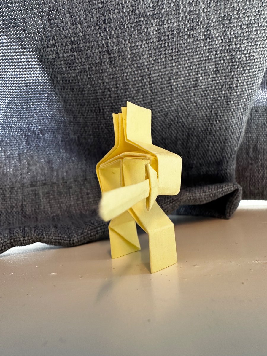 MusicallyUndead's tweet image. Made a little shadowhunter. Look how cute he is.