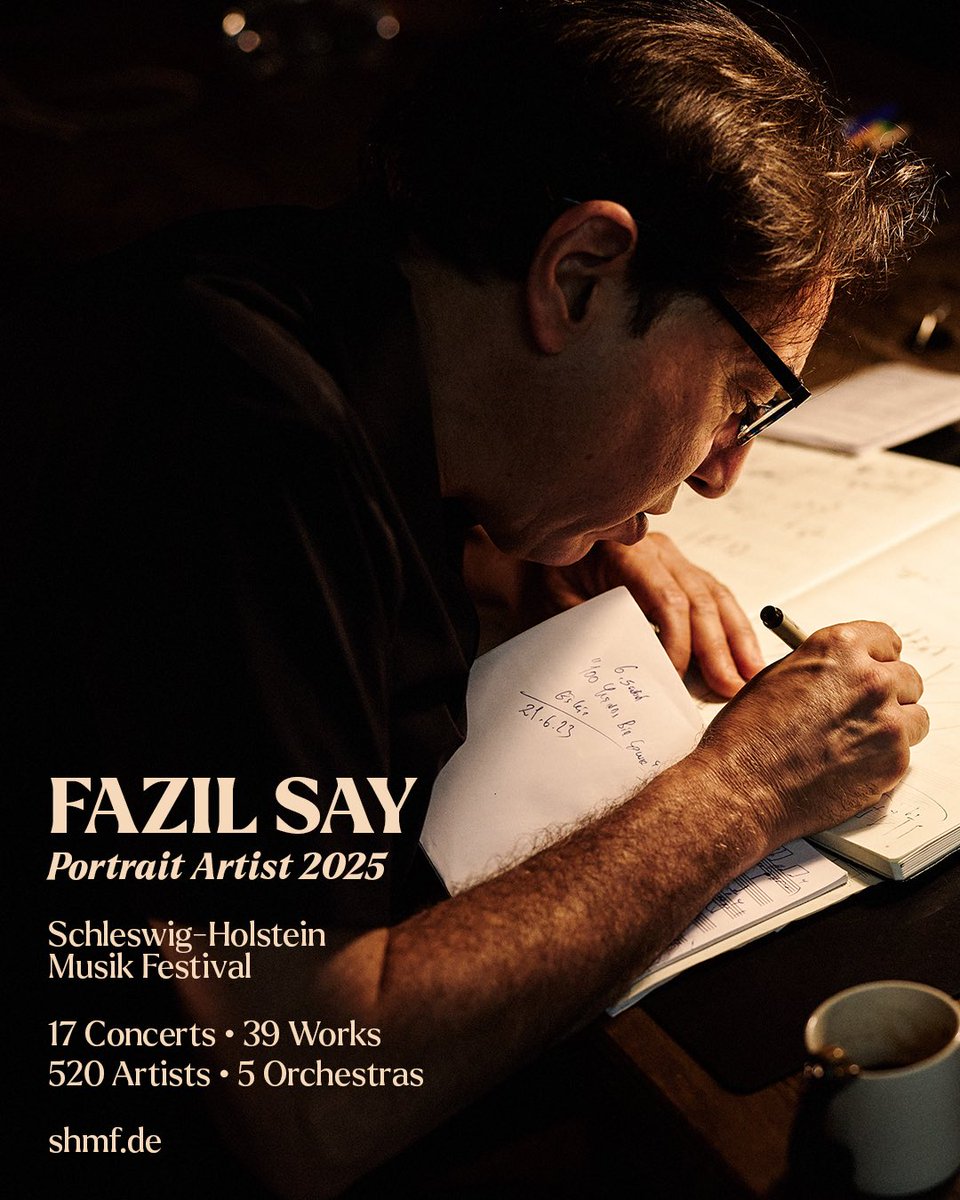 Schleswig-Holstein Musik Festival
Fazıl Say “Portrait Artist 2025”

17 Concerts • 39 Works
520 Artists • 5 Orchestras

From 5 July to 31 August 2025, the Schleswig-Holstein Music Festival (SHMF) will focus on the music metropolis of Istanbul and the pianist Fazıl Say. The