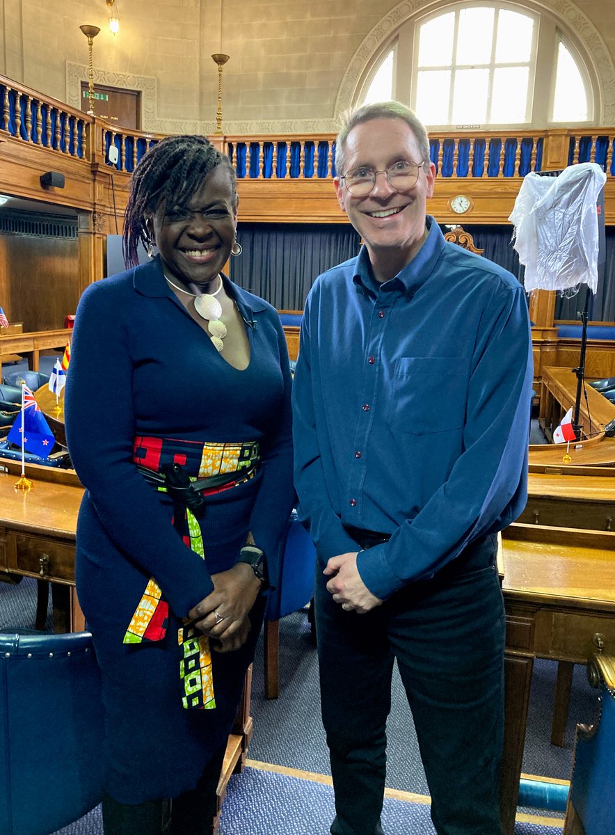 University of Southampton (@unisouthampton) on Twitter photo Did you catch our own Prof Hugh Lewis on BBC Sky at Night?
He sat down with presenter Dr Maggie Aderin-Pocock to talk about what actions scientists might take should an asteroid head towards Earth.
Watch Hugh here 👉 bbc.co.uk/programmes/m00…
<a href="/BBCStargazing/">BBC The Sky at Night</a> Did you catch our own Prof Hugh Lewis on BBC Sky at Night?
He sat down with presenter Dr Maggie Aderin-Pocock to talk about what actions scientists might take should an asteroid head towards Earth.
Watch Hugh here 👉 bbc.co.uk/programmes/m00…
<a href="/BBCStargazing/">BBC The Sky at Night</a>