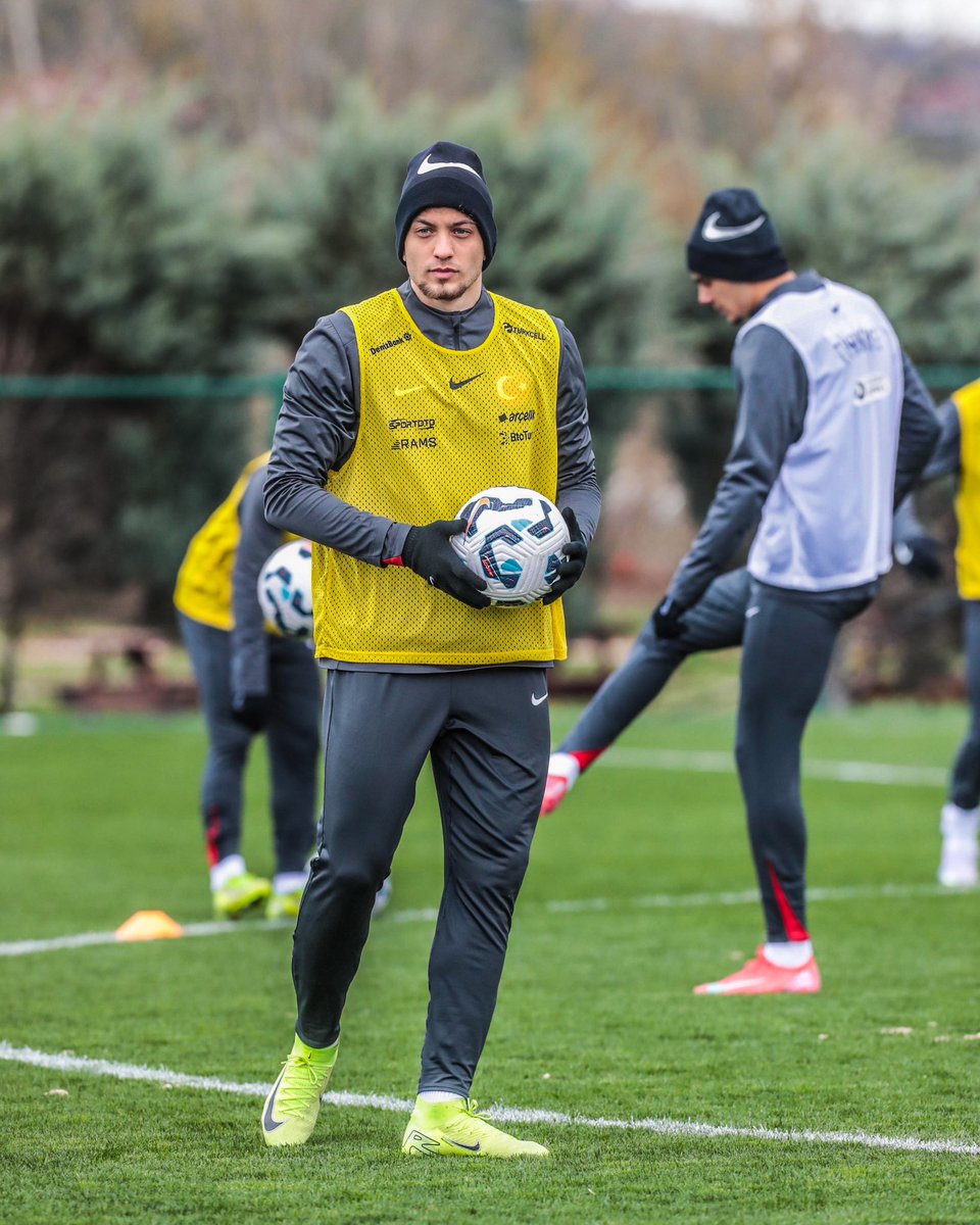 alisahinylmz (@alisahinylmz) on Twitter photo 