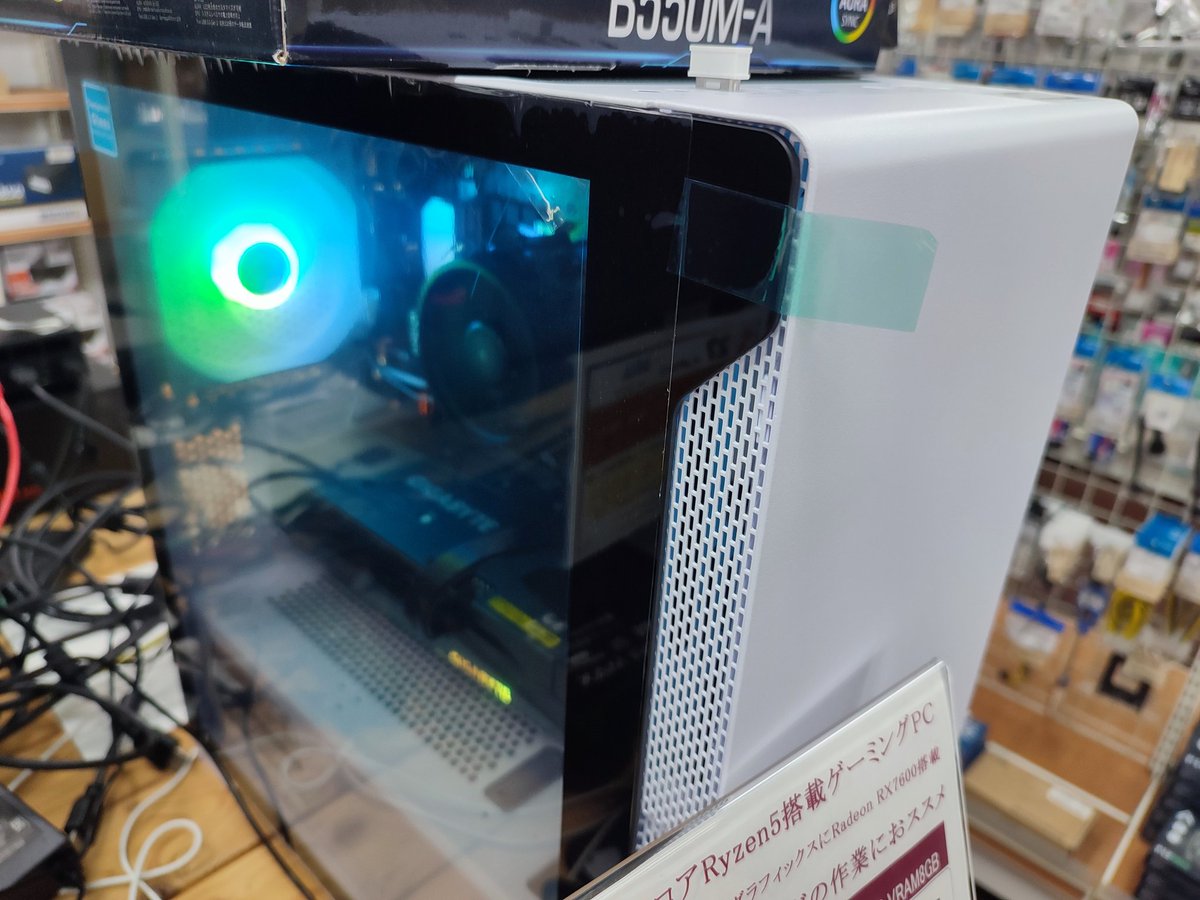 pcworld_inc's tweet photo. RX7600搭載ゲーミングパソコン入荷しました！(｀･ω･´) https://t.co/0ixxmZPLCh