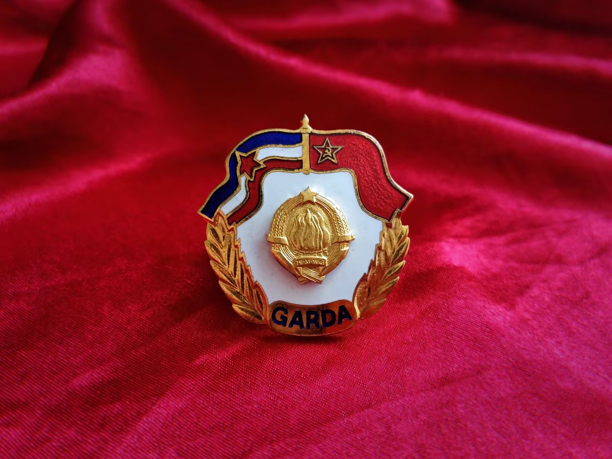 hugoslave garda
#order #hugoslave #collection #軍品