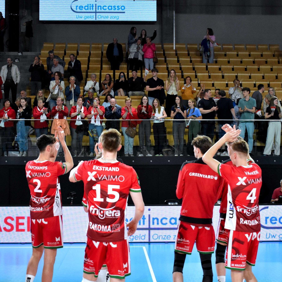 🧐| 𝗪𝗵𝗮𝘁 𝗱𝗼 𝘆𝗼𝘂 𝘁𝗵𝗶𝗻𝗸?
Our fans, the best in the world!
But what do you like? What do we need to change?
Give your opinion via vcgreenyardmaaseik.be/nieuws/jouw-me…

#VCGYM #VCGREENYARDMAASEIK #ourclub

#ourpassion
