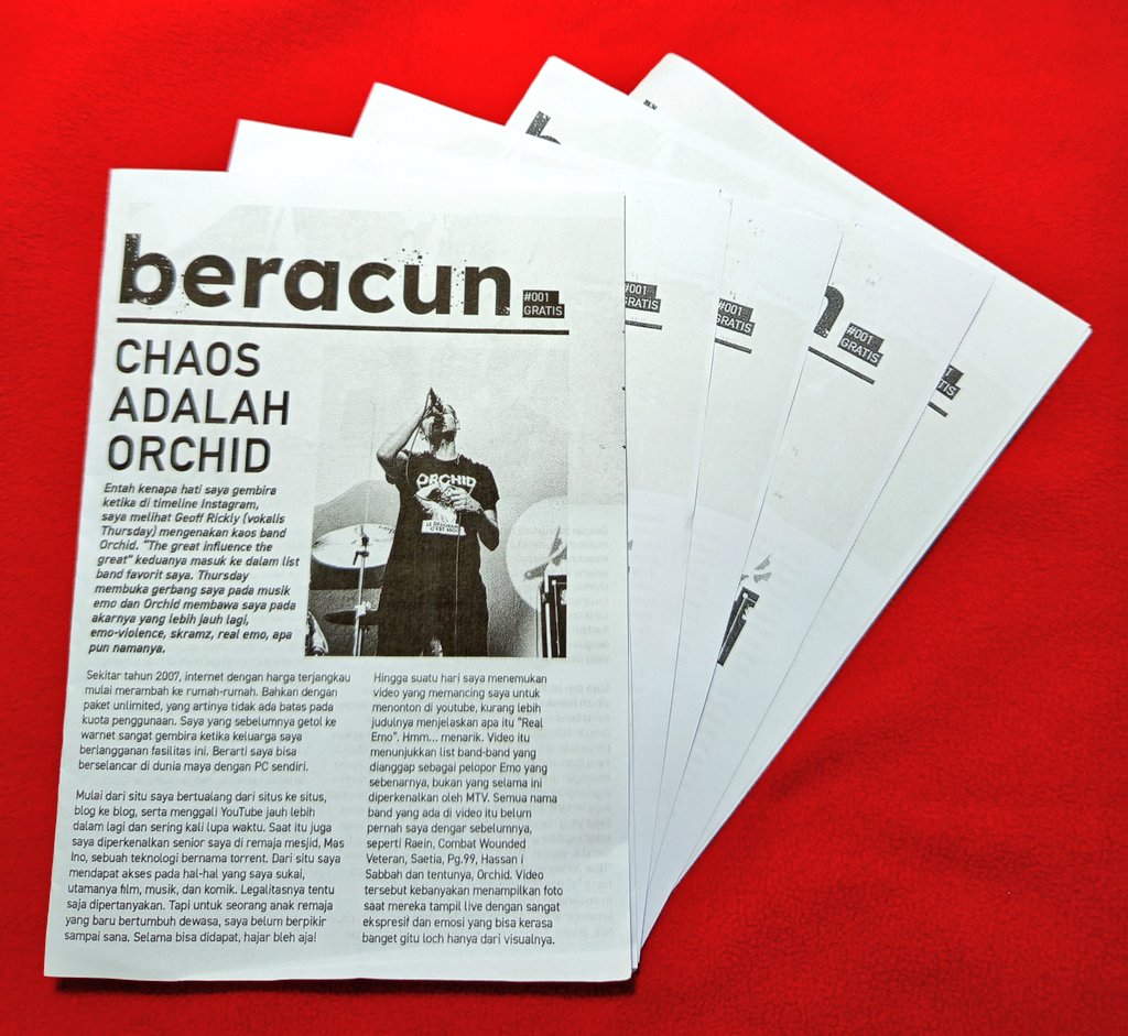 Setiap pembelian di toko kami akan dapat bonus fanzine "Beracun" #1 (2025) karya <a href="/echanov/">echan</a> 🗞️

Konten berisi:
- esai tentang band Orchid.
- wawancara Yudhis (Vague / Jirapah).
- ulasan single barunya Fontaines D.C
- ulasan video-game Lies Of P (2023).

Gratis