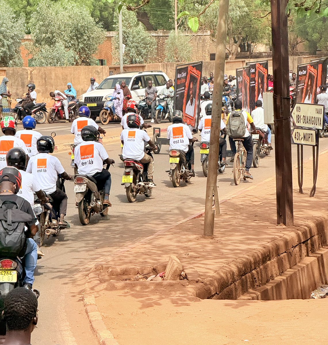 Mon client, mon boss ! Nous venons à vous !
#OrangeEstLa #ProudToBeOrange#OrangeBurkina