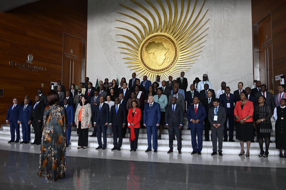 Balozi <a href="/InnocentShiyo/">Innocent Shiyo</a> amemwakilisha Waziri wa Mambo ya Nje na Ushirikiano wa Afrika Mashariki, Mhe. Mahmoud Kombo (@mahmoudkombo), katika Mkutano Maalum wa 24 wa Baraza la Mawaziri wa Umoja wa Afrika (<a href="/_AfricanUnion/">African Union</a>) unaofanyika jijini Addis Ababa, Ethiopia