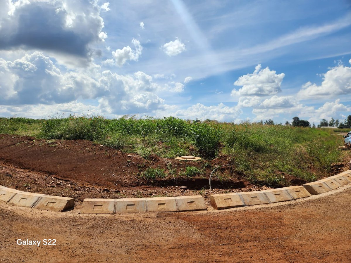 AlexcourtRealZW's tweet photo. 📷NYEREDZI BORROWDALE STAND

Gated Community
600sqm corner stand
Serviced and ready to build
Ready for Title deed
US$50 000

📷REACH US OUT ON:
+263772328499
+263772618260
+263719434276

📷Email: info@alexcourt.co.zw https://t.co/GXPmBfurp5