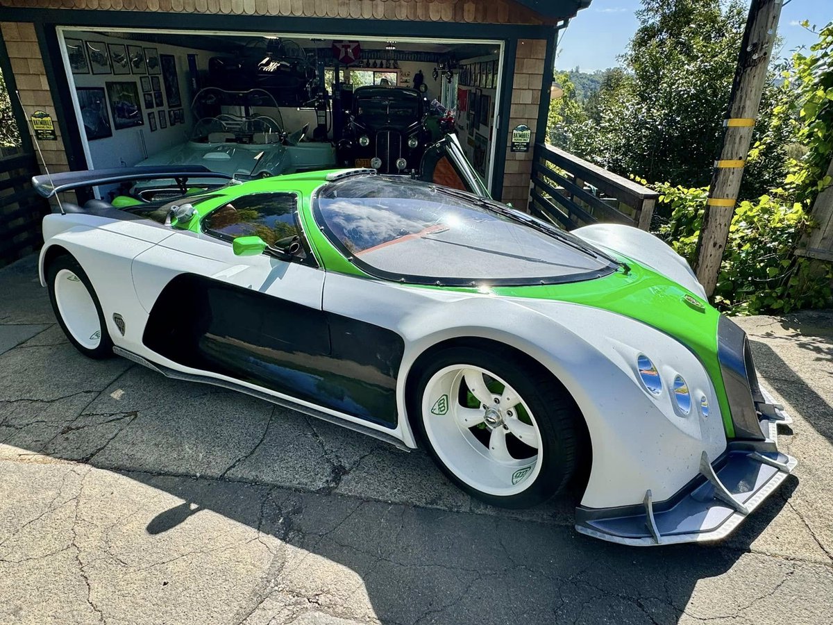 Obscure Supercars tweet media