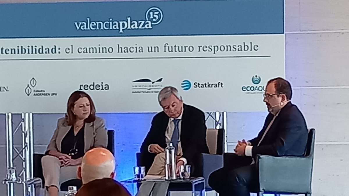 Máster RSC UPV (@masterrscupv) on Twitter photo "Un concepto básico y un pilar fundamental de la sostenibilidad es la gestión de riesgos. Más en un contexto de incertidumbre como el que vivimos. Minimizar riesgos es algo que un liderazgo responsable debe garantizar", <a href="/gabrigarmar/">Gabriel Gª Martínez</a> en jornada #sostenibilidad <a href="/valenciaplaza/">Valencia Plaza</a>
➕👇 "Un concepto básico y un pilar fundamental de la sostenibilidad es la gestión de riesgos. Más en un contexto de incertidumbre como el que vivimos. Minimizar riesgos es algo que un liderazgo responsable debe garantizar", <a href="/gabrigarmar/">Gabriel Gª Martínez</a> en jornada #sostenibilidad <a href="/valenciaplaza/">Valencia Plaza</a>
➕👇
