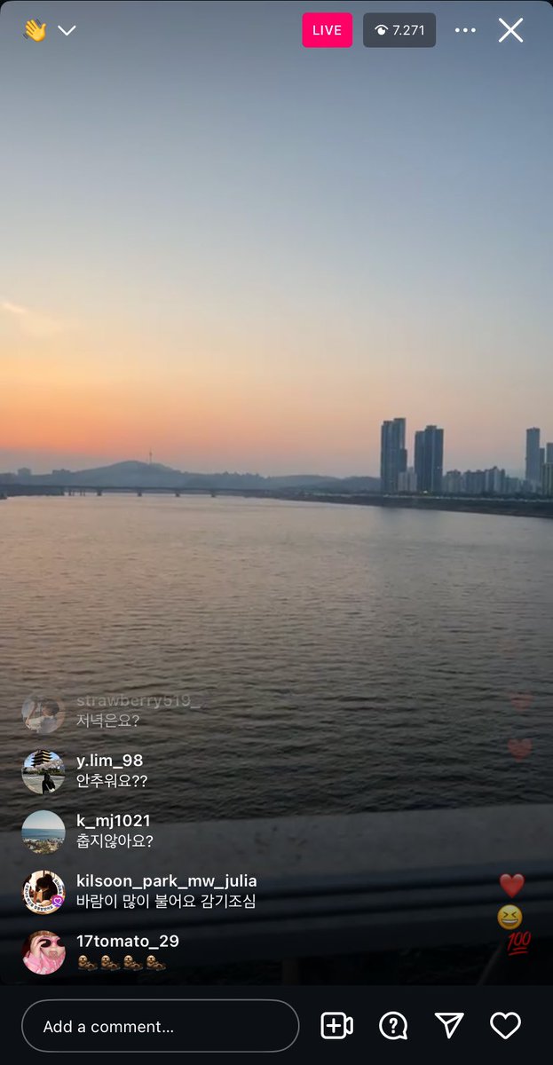 chaejh0519's tweet photo. jonghyeop today 💚 have a good walk &amp; take care ~ https://t.co/WYHCgLdJ3n
