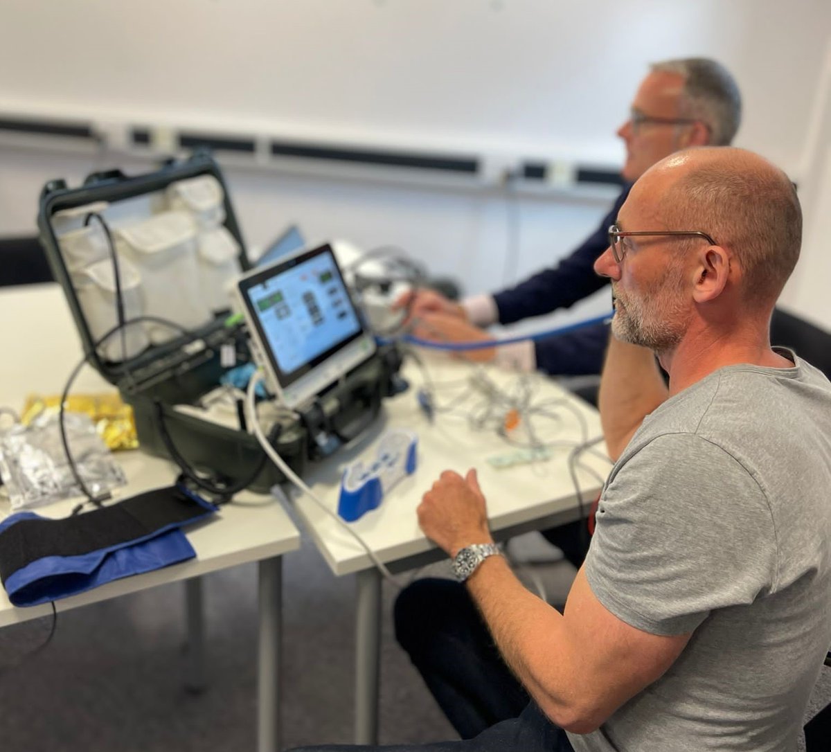 Our portfolio includes the efficient delivery of improved #MedicalCommunication &amp; #InformationSystems, significantly enhancing #PatientCare in the field through innovative military-grade communication capabilities. More info: sa-group.com/client-success…
#Telehealthcare #MediTech