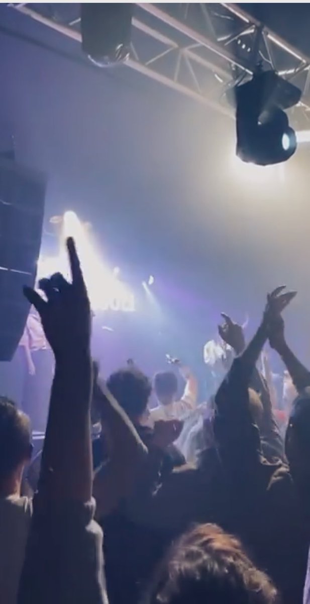 arabella107's tweet photo. Kid francescoli, largo venue, 24 luglio 2022 https://t.co/WtM33QMoQv