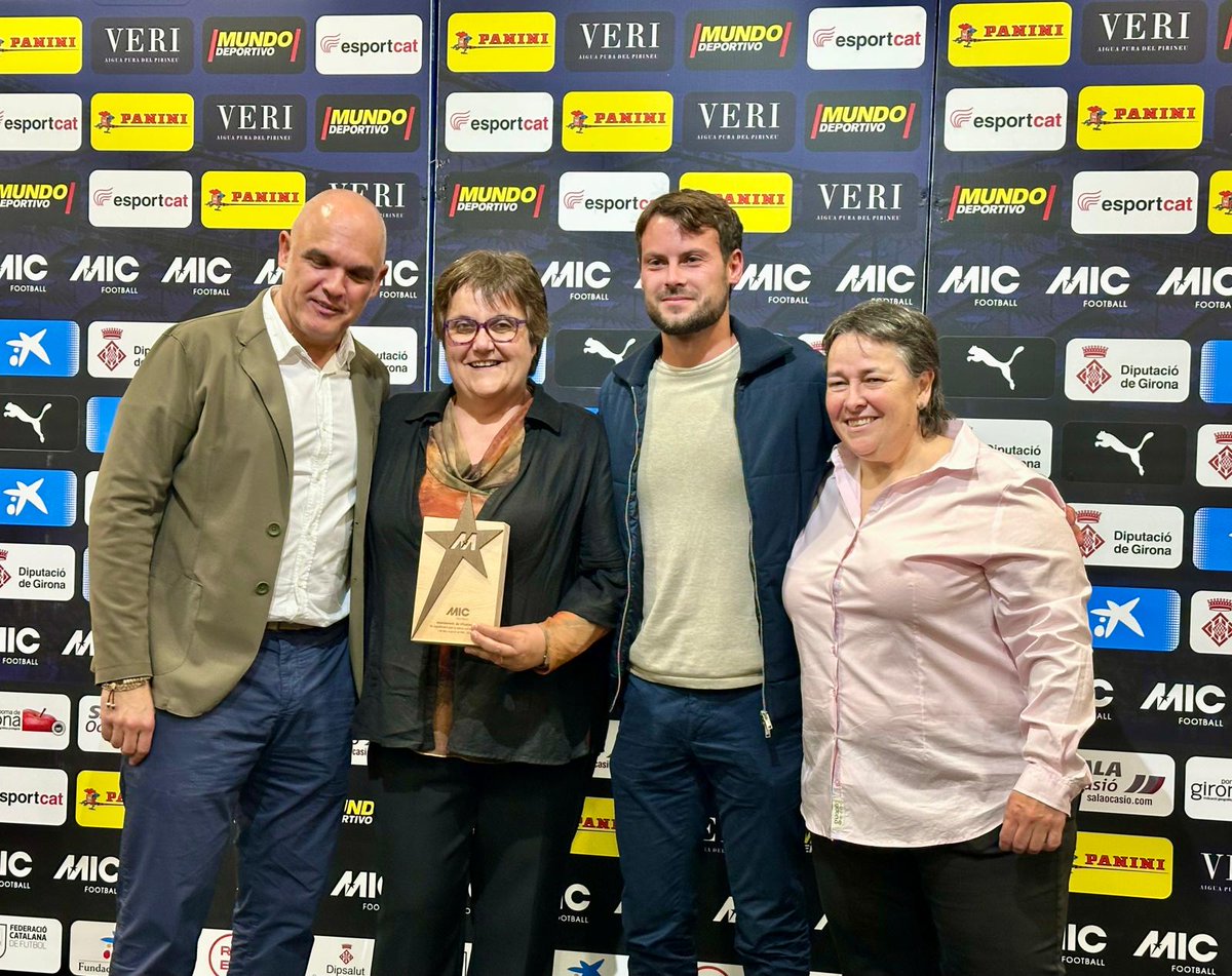 Vilablareix tweet media