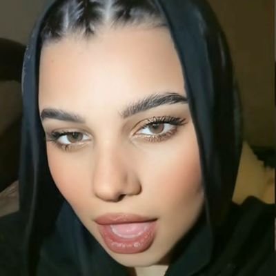 انا زوج البقره اماني مراتي وكل حاجه حلوه في الدنيا @Am6o0