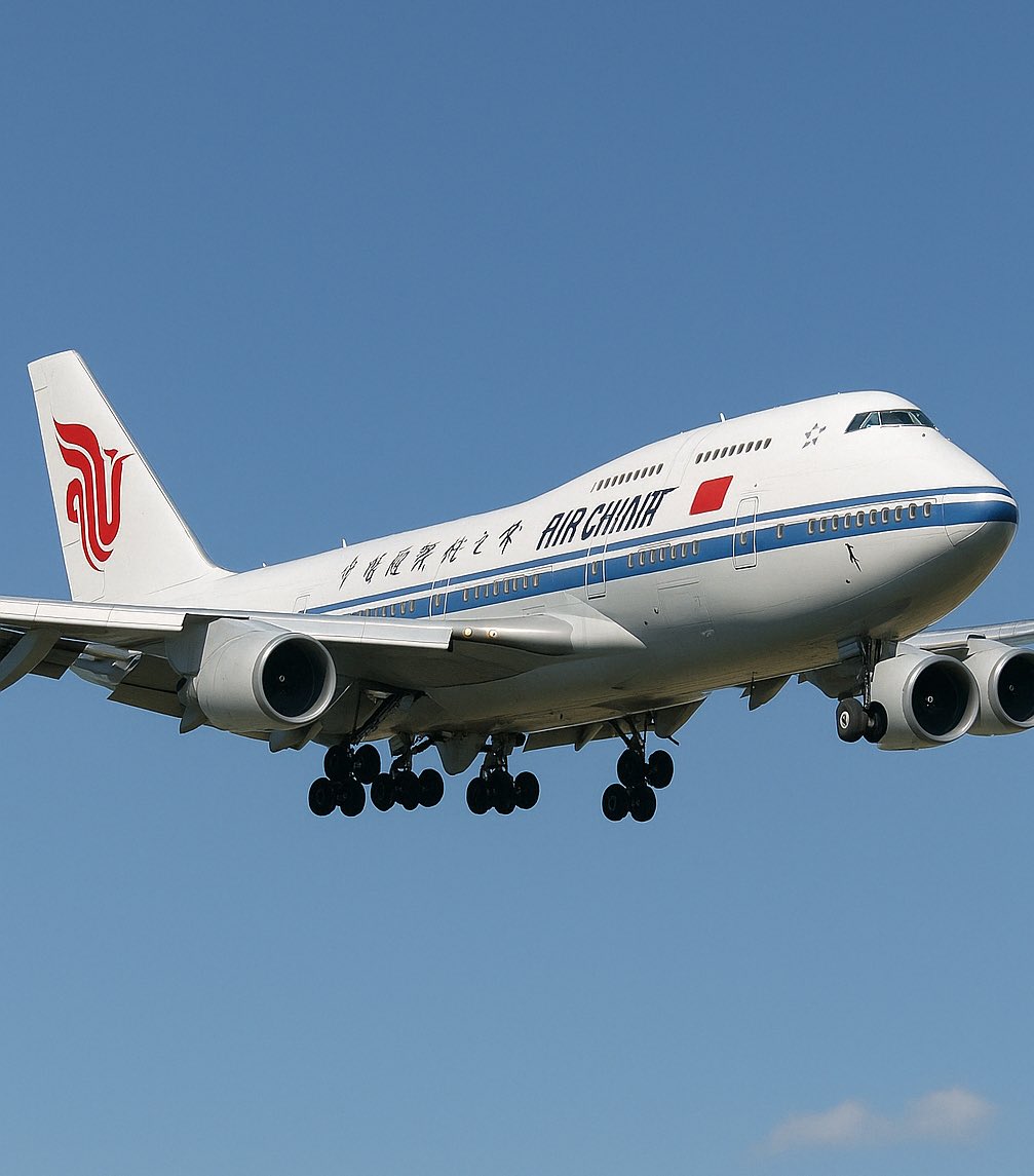 JUST IN: 🇨🇳 China halts all deliveries of Boeing jets.
