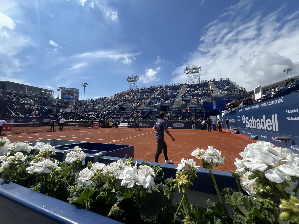 MutsuKAWAMORI's tweet photo. Día de torneo./ Day of the tournament. #Barcelona #tennis #bcnop https://t.co/sZq2xwqIey