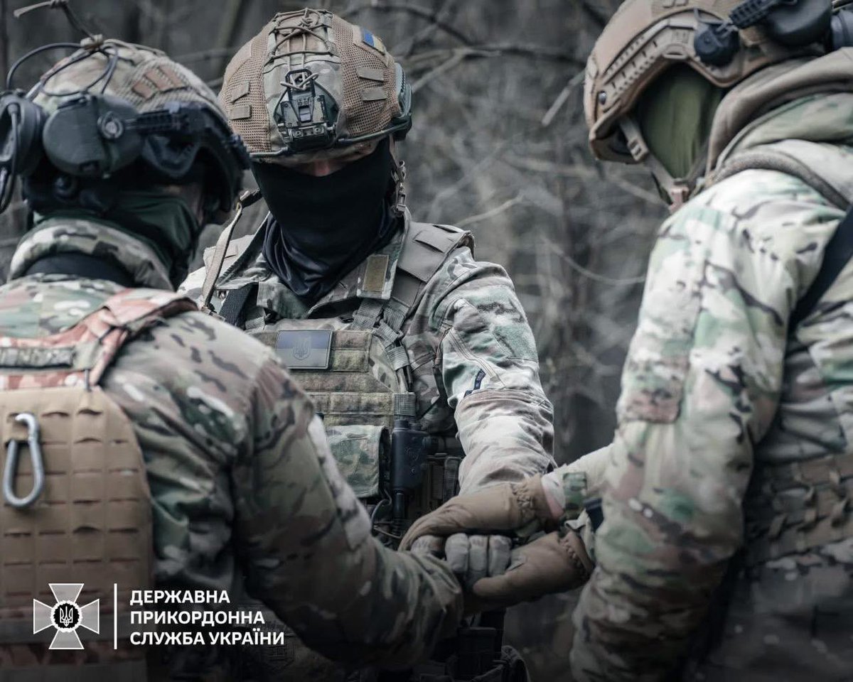 DefenceU's tweet image. Victory belongs to those who fight as one.

📷: @DPSU_ua