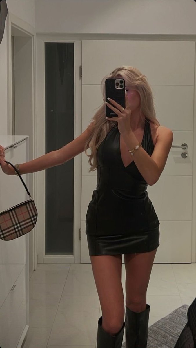 Göcek’te gece yürüyüşü, Muğla’da yıldızlara bakış… Ben varım, sen de var mısın? ✨💖

#mugla #gocek #dalaman