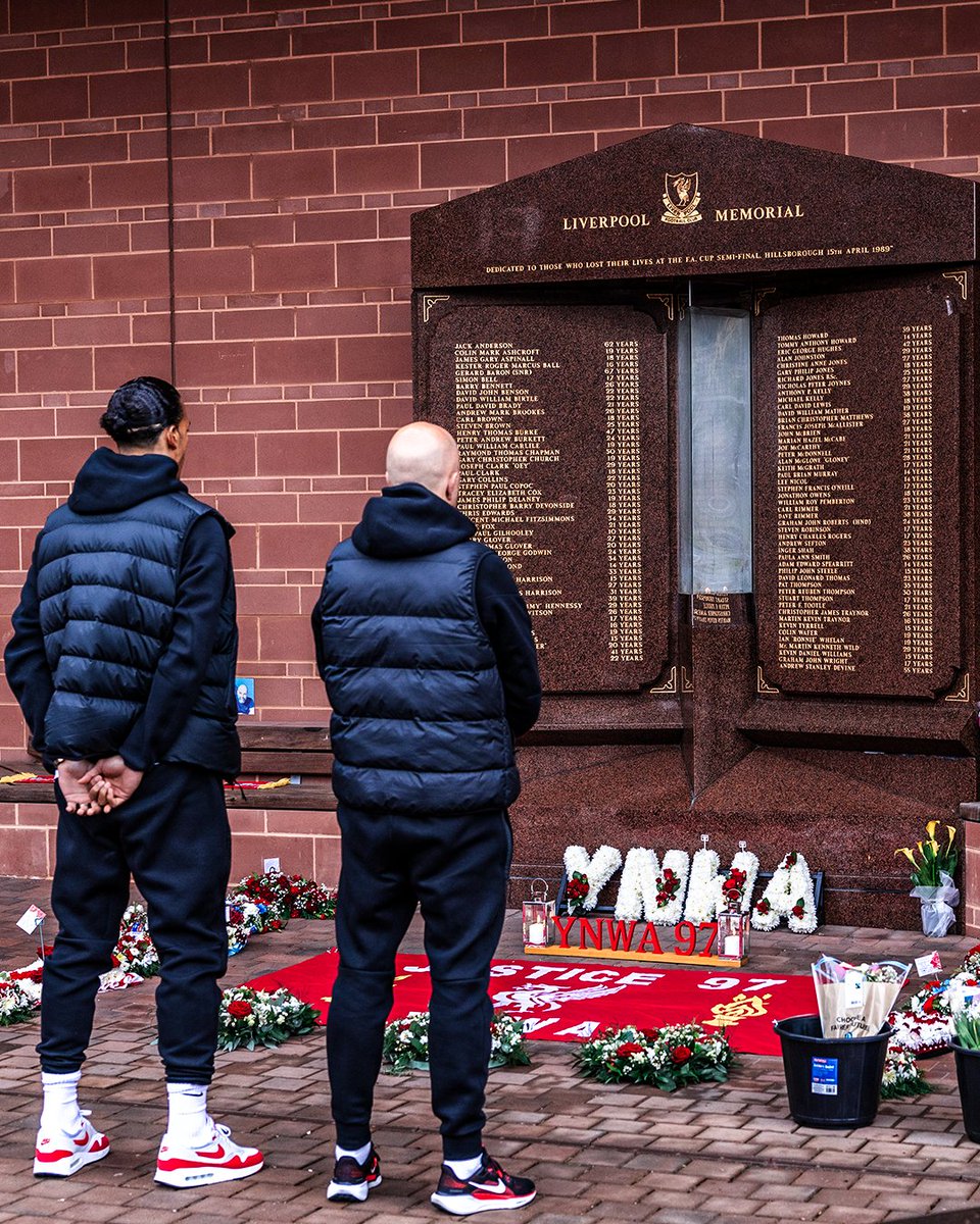 AnfieldRd96's tweet photo. #JFT97 🌹 https://t.co/8fXMcJruIl