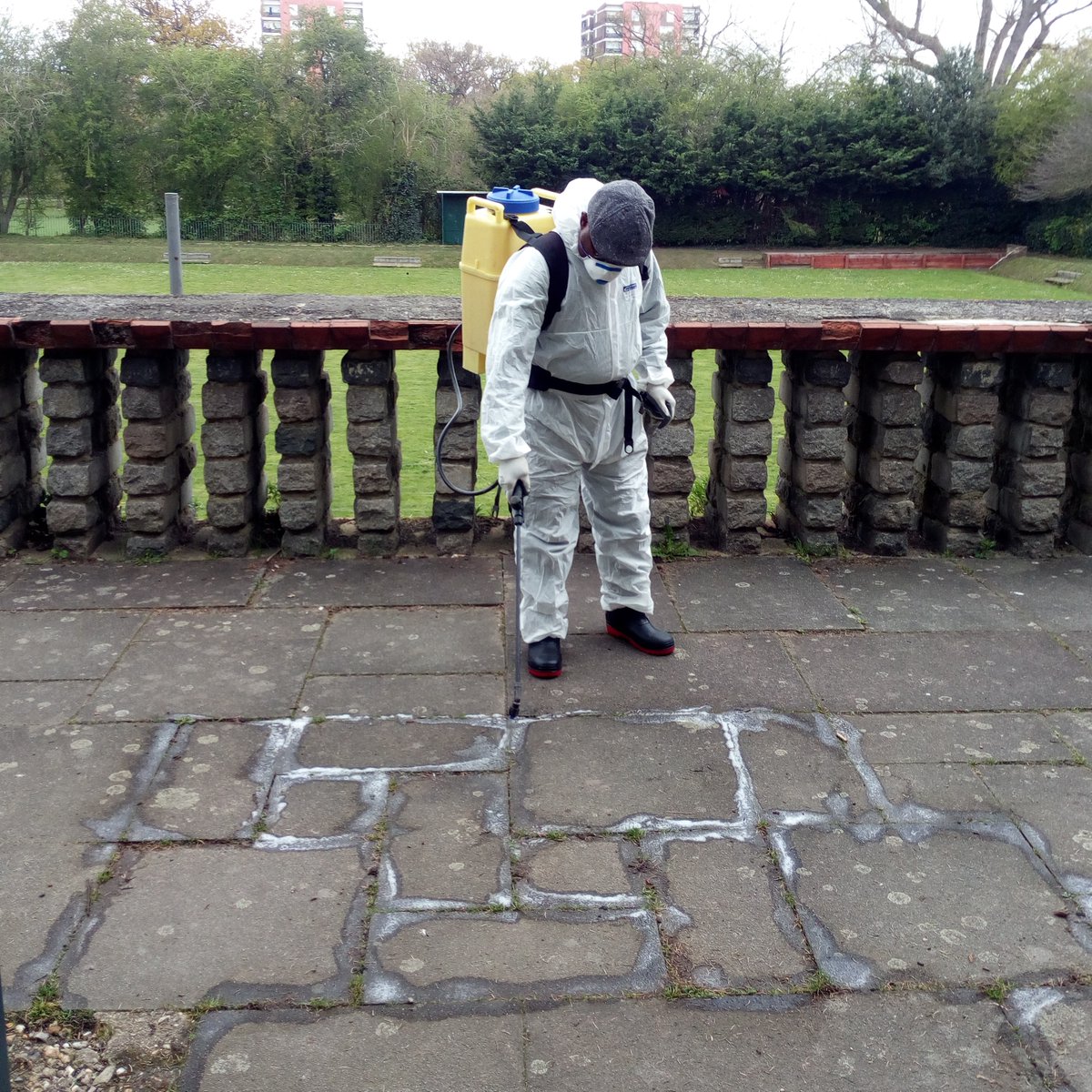 Garden Organic (@gardenorganicuk) on Twitter photo For the 1st time legislation is being put forward to UK parliament to phase out harmful urban #pesticides. Support <a href="/sianberry/">Sian Berry</a>'s #GoPesticideFree bill, due for debate on 25 April, by writing to your MP👉pan-uk.eaction.org.uk/edm-urban-pest… <a href="/PAN_UK/">PAN UK</a> <a href="/sianberry/">Sian Berry</a> 📷 Iris Borgers For the 1st time legislation is being put forward to UK parliament to phase out harmful urban #pesticides. Support <a href="/sianberry/">Sian Berry</a>'s #GoPesticideFree bill, due for debate on 25 April, by writing to your MP👉pan-uk.eaction.org.uk/edm-urban-pest… <a href="/PAN_UK/">PAN UK</a> <a href="/sianberry/">Sian Berry</a> 📷 Iris Borgers