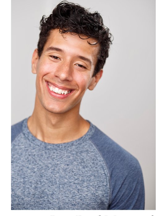 The blockbuster Broadway musical #MeanGirls makes its #Montreal debut at Salle Wilfrid-Pelletier from April 22 to 27.

Actor José Raúl who plays Aaron Samuels sat down with <a href="/CurtainsUpTV/">CurtainsUP</a> for a candid Q&amp;A ⤵️

wp218334.wpdns.ca/actor-jose-rau…