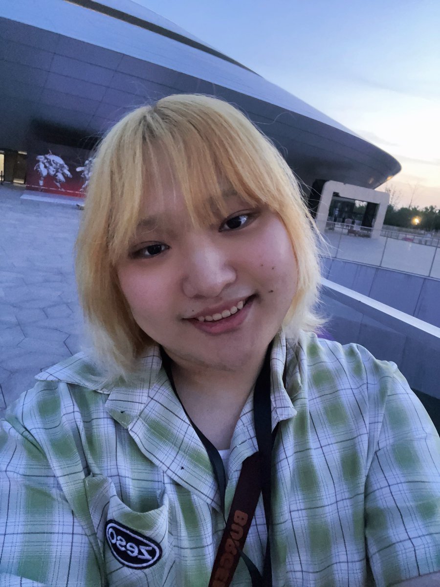 JianJianOW's tweet image. Now arriving at Hangzhou!!
