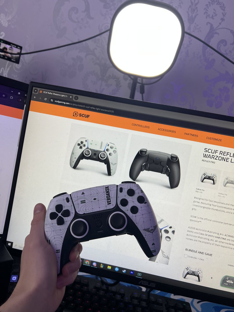 Dxshie's tweet photo. This has to be one of the cleanest @ScufGaming designs I've seen😍

Thank you SCUF for getting this over to me <3

Get your warzone design https://t.co/r705bVEs5W
use code "Dash" for 5% off https://t.co/YRlfc4Dlej