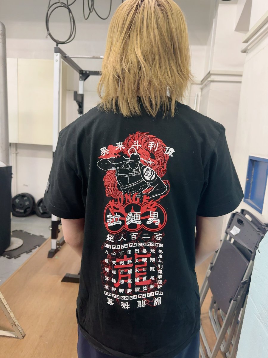 キン肉マン✖️31 個　　たかちこ キン肉マンコラボ 棚橋弘至×ロビンマスク「SLING BLADE」Tシャツ