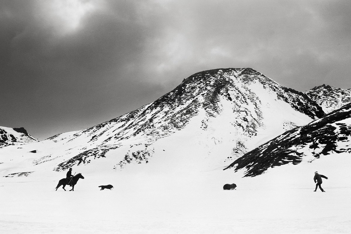 Kristinn Guðnason and Kristján Gíslason, Jökulgil, 1987
From Behind Mountains, the new photography book by Ragnar Axelsson.