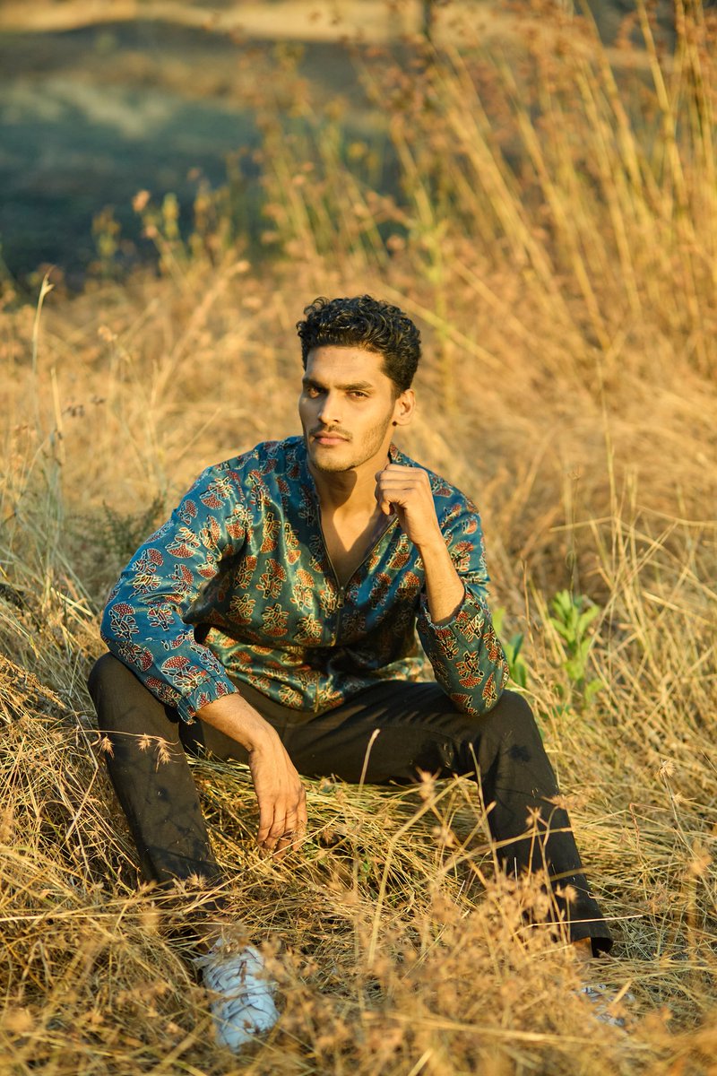 malhar2you's tweet photo. Fashion 
#malhar4you https://t.co/scpJpC6UZj