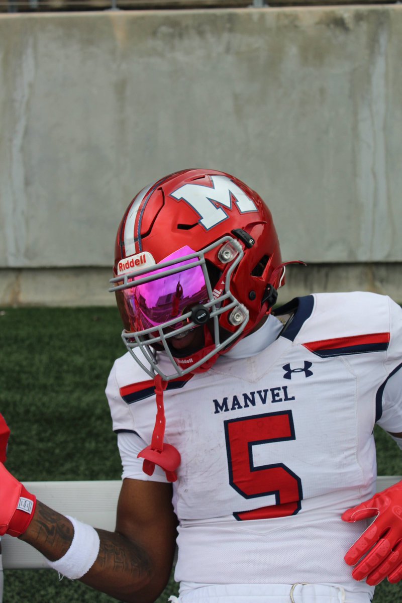 Dewayne_Mosley's tweet photo. I can’t wait for the season to start!
@EricMosley_27 C/o 2026 Varsity RB
#ManvelHS #HokaHey #RecruitManvel
#TXfootball #TopRecruit https://t.co/QG7AaXLJps