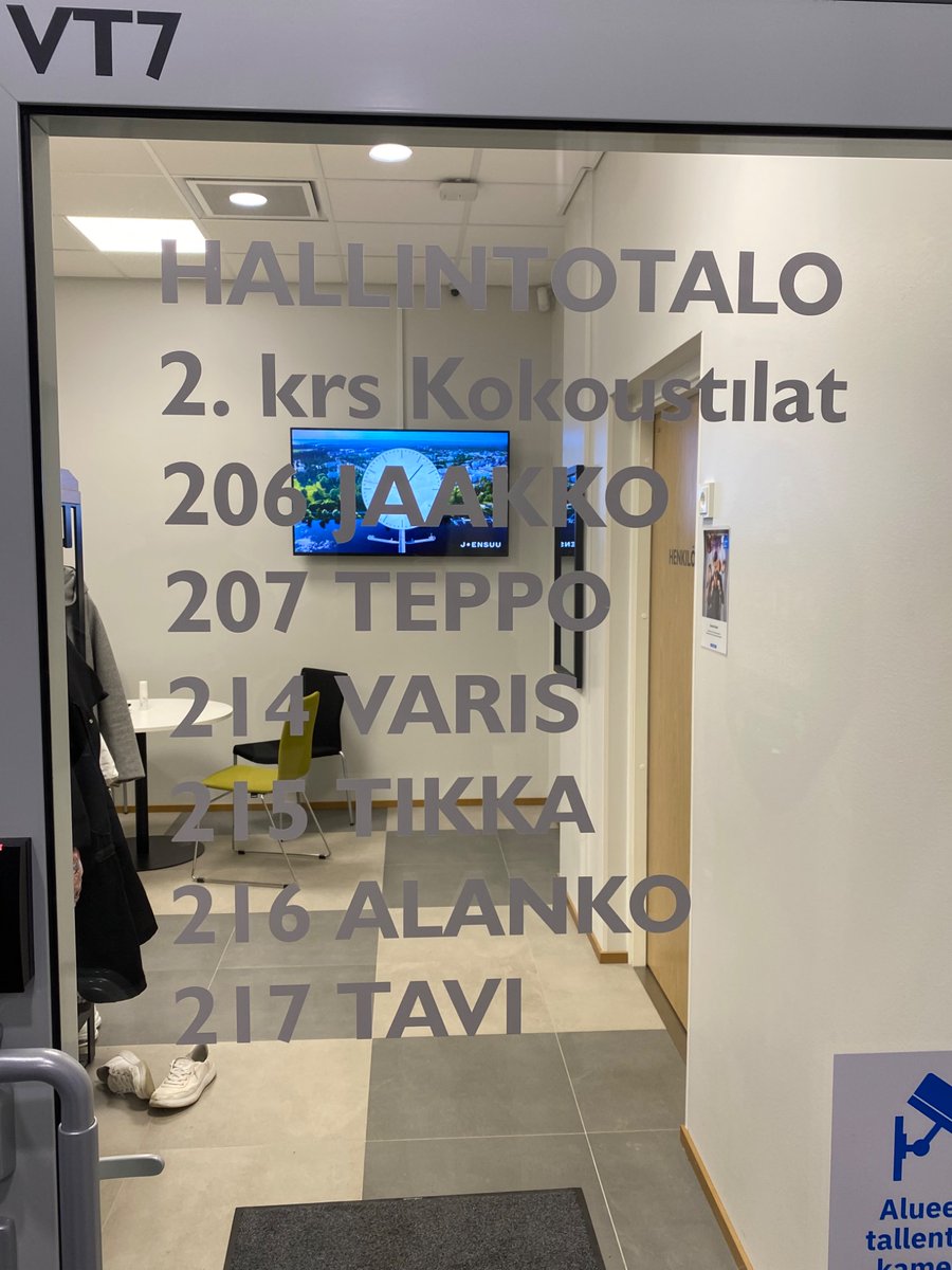 Timo Reina (@timoreina) on Twitter photo Kiitos <a href="/Joensuu_fi/">Joensuun kaupunki</a> kaupunginjohtaja <a href="/PenttilaJere/">Jere Penttilä</a> ym. edustajat hyvästä <a href="/Kuntaliitto/">Kuntaliitto | Kommunförbundet</a> tapaamisesta. Joensuussa paljon elinvoiman eväitä, mutta saavutettavuudesta huolehdittava valtionkin toimin. Tutustuimme myös kaupungin monitoimitiloihin, huoneiden nimet tuttuja. #jaakkoteppo Kiitos <a href="/Joensuu_fi/">Joensuun kaupunki</a> kaupunginjohtaja <a href="/PenttilaJere/">Jere Penttilä</a> ym. edustajat hyvästä <a href="/Kuntaliitto/">Kuntaliitto | Kommunförbundet</a> tapaamisesta. Joensuussa paljon elinvoiman eväitä, mutta saavutettavuudesta huolehdittava valtionkin toimin. Tutustuimme myös kaupungin monitoimitiloihin, huoneiden nimet tuttuja. #jaakkoteppo