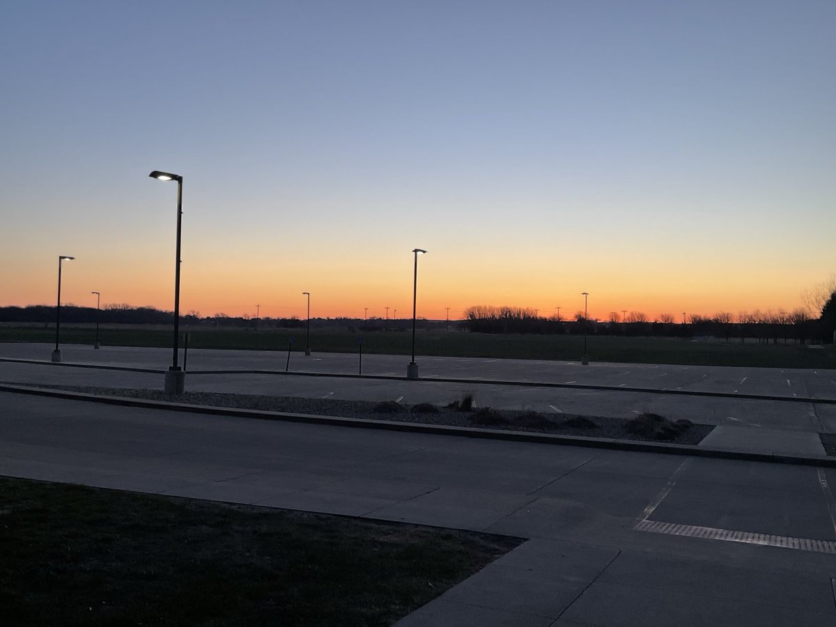 sbulthui's tweet image. Looks like a beautiful start to a day of pancakes, #standardizedtests, and …  let’s just start with that!