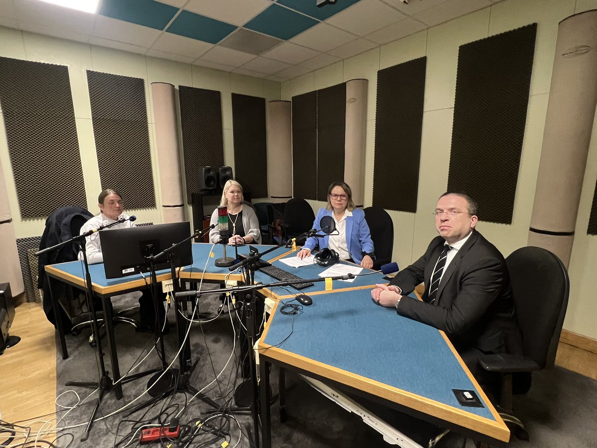 O reformi farmaceutskog zakonodavstva EU, za koju sam izvjestitelj u #EPP, govorio sam i u emisiji "Izaberi zdravlje" na HRT-u. Raspravljali smo o dostupnosti lijekova, ovisnosti o uvozu, genericima i što to znači za građane 🇭🇷 i 🇪🇺 – u kontekstu aktualnih globalnih zbivanja.