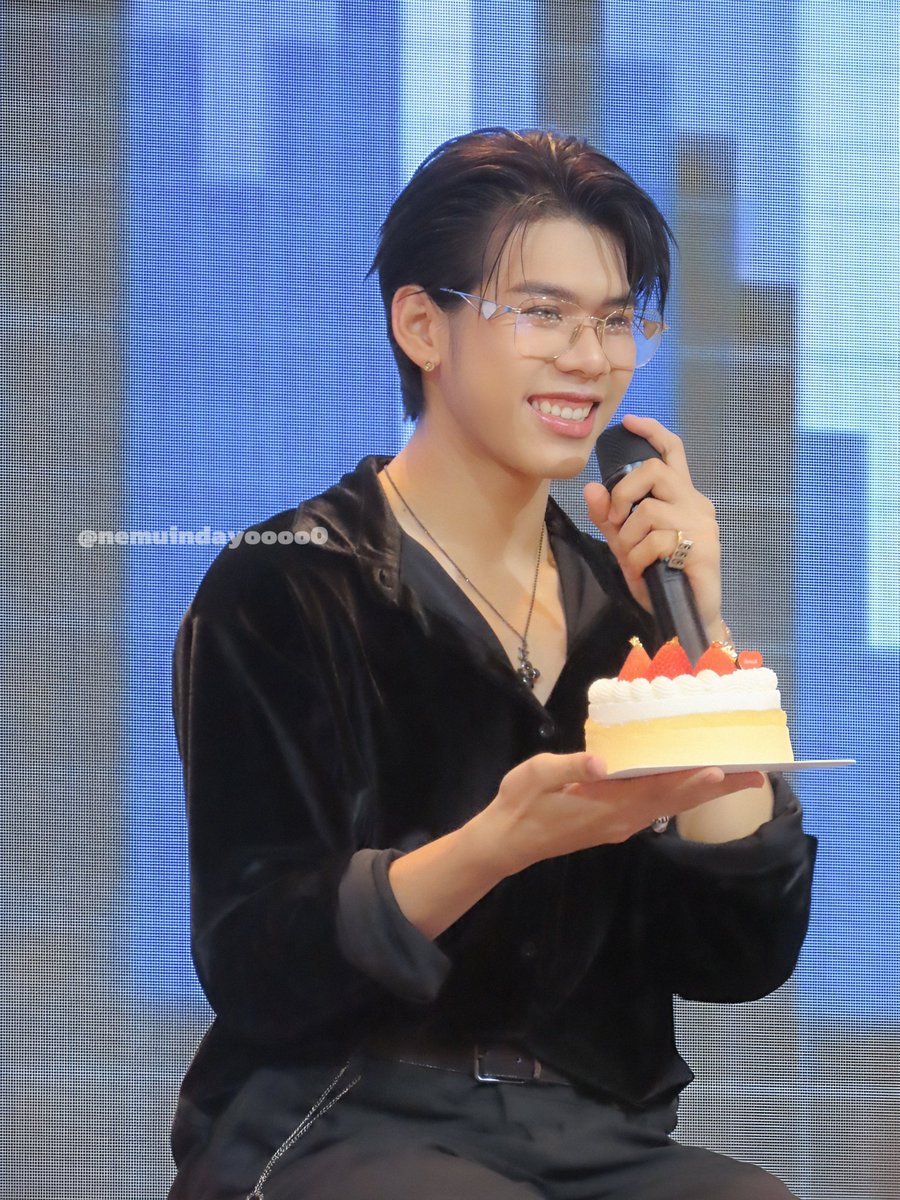 nemuindayoooo0's tweet photo. 🎂🧡
#TuiChayatorn @TuiChayatorn #TUILEVEL21 #LYKN https://t.co/xqoQ4ZRKqs