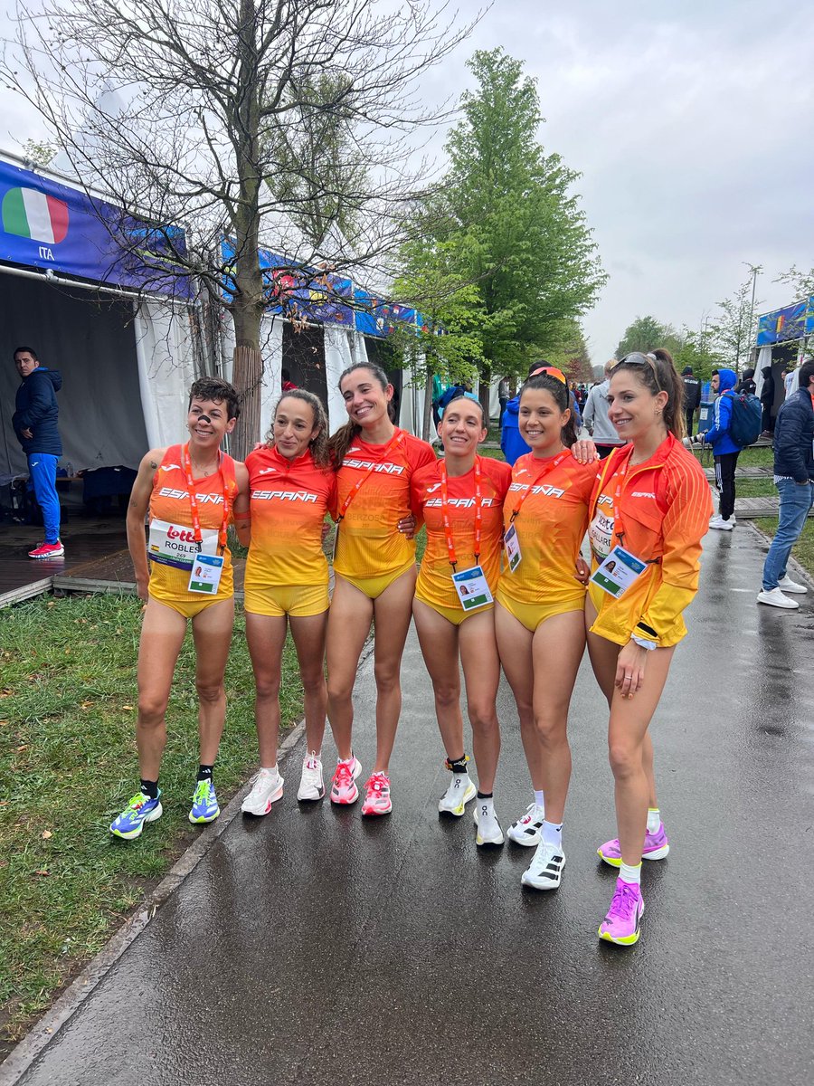 Isabel Barreiro García (@isabg99) on Twitter photo Un poquito del europeo de ruta de este finde.
Volver con <a href="/atletismoRFEA/">atletismoRFEA</a> ha sido un chute de energía muy necesario y bien aprovechado.
Seguimos currando 🫡 Un poquito del europeo de ruta de este finde.
Volver con <a href="/atletismoRFEA/">atletismoRFEA</a> ha sido un chute de energía muy necesario y bien aprovechado.
Seguimos currando 🫡